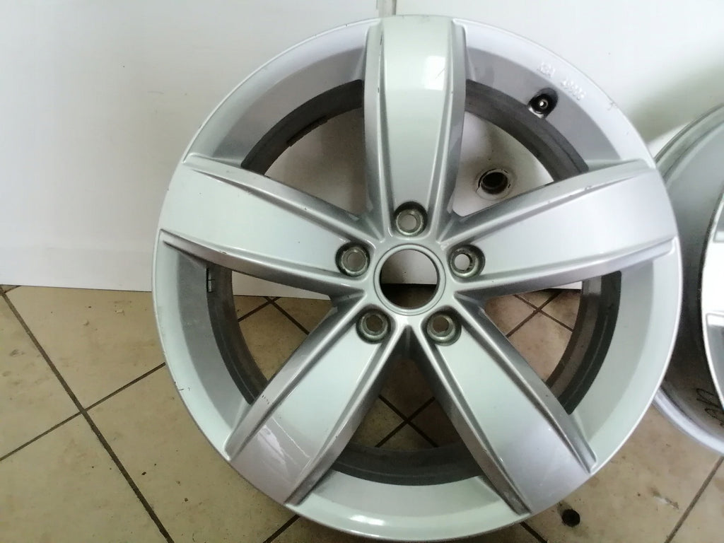 1x Alufelge 17 Zoll 6.5" 5x112 38ET 5NA071497 VW Tiguan Rim Wheel