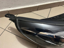 Laden Sie das Bild in den Galerie-Viewer, Frontscheinwerfer Hyundai I30 III 92102-G4510 Rechts Scheinwerfer Headlight