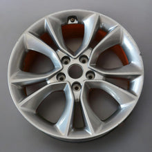 Laden Sie das Bild in den Galerie-Viewer, 1x Alufelge 18 Zoll 7.5&quot; 5x114.3 54ET Glanz 52910-2V850 Hyundai Rim Wheel