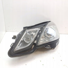 Laden Sie das Bild in den Galerie-Viewer, Frontscheinwerfer Mercedes-Benz W212 A2128201959 Links Scheinwerfer Headlight SCH8438221713gc