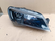 Load image into Gallery viewer, Frontscheinwerfer Skoda Superb III 3V1941016B Xenon Rechts Headlight