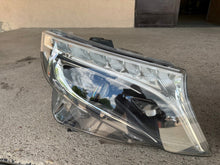 Load image into Gallery viewer, Frontscheinwerfer Mercedes-Benz Vito A4479064600 A4479064700 LED Rechts