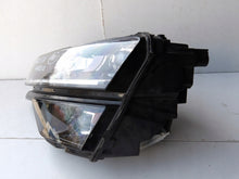 Laden Sie das Bild in den Galerie-Viewer, Frontscheinwerfer Skoda Karoq 57B941015F Links Scheinwerfer Headlight SCH4419196501vw