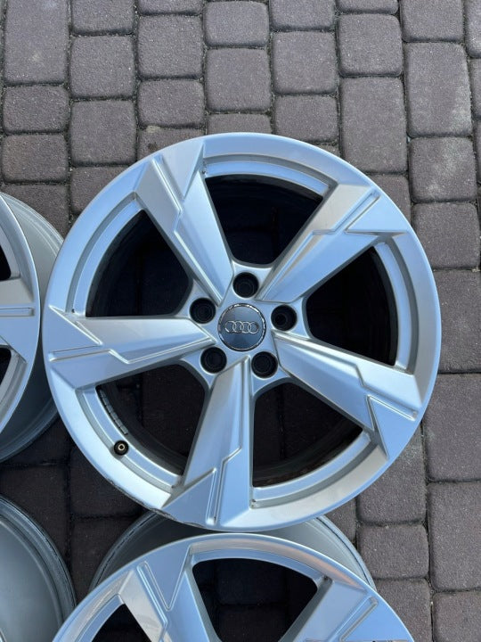 4x Alufelge 18 Zoll 8.0" 5x112 39ET 4K0601025D Audi Rim Wheel FEL6641112163xa