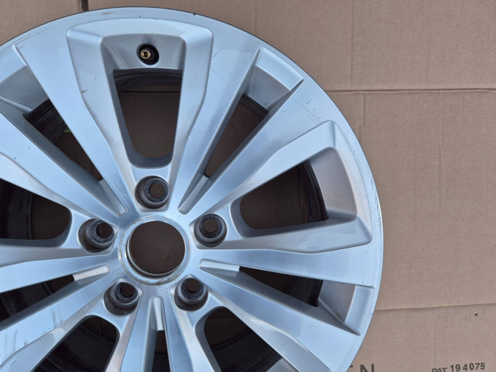 1x Alufelge 16 Zoll 6.5" 5x112 46ET 5G0601025L VW Golf Vii Rim Wheel FEL8592626724if