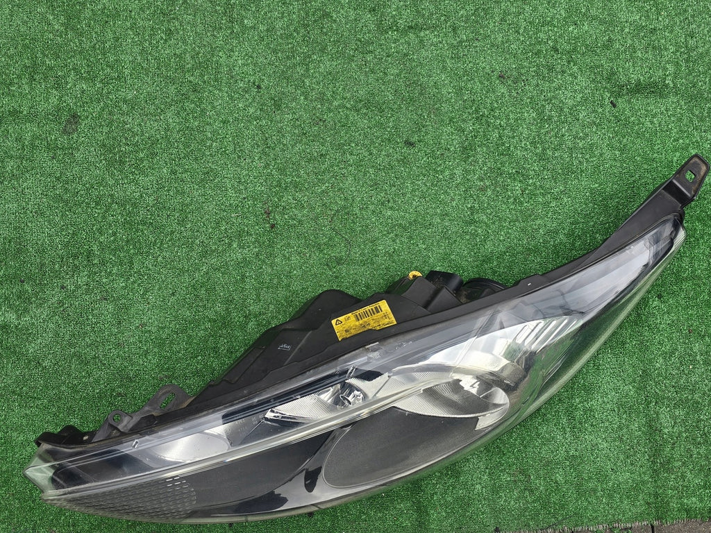 Frontscheinwerfer Ford Fiesta 8A61-13W030-AH Links Scheinwerfer Headlight SCH8905255470zw