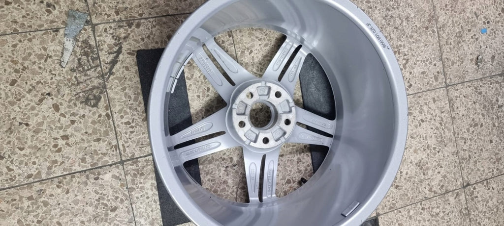 1x Alufelge 18 Zoll 8.5" 5x112 29ET Glanz Silber 8W0601025DE Audi B9 Rim Wheel FEL2819550081yg