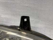 Load image into Gallery viewer, Frontscheinwerfer Mercedes-Benz W639 W6398201961 Rechts Scheinwerfer Headlight SCH3491155002zb