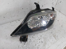 Laden Sie das Bild in den Galerie-Viewer, Frontscheinwerfer Mazda 2 VAY1434 Links Scheinwerfer Headlight