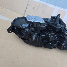 Load image into Gallery viewer, Frontscheinwerfer Land Rover Range Velar L8A2-13W030-BA Full LED Links Headlight SCH2360503305li