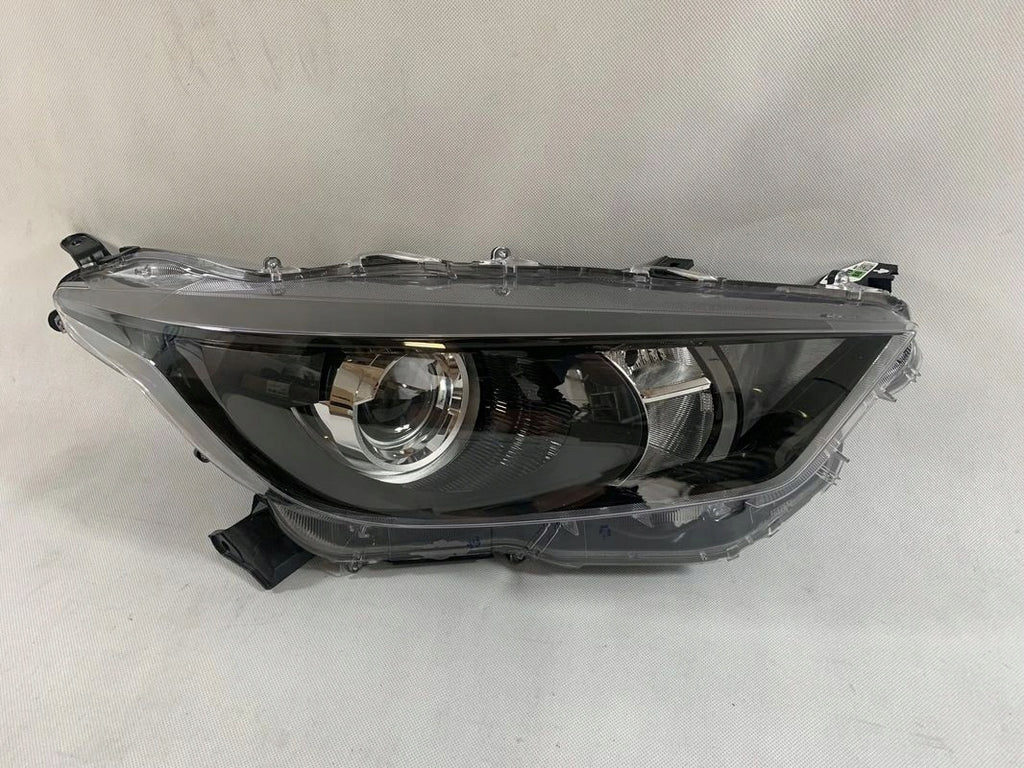 Frontscheinwerfer Toyota IV Yaris K0-6EU Rechts Scheinwerfer Headlight SCH5639830302bk