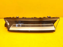Laden Sie das Bild in den Galerie-Viewer, Frontscheinwerfer VW T7 7T0941654B 7T0941653B LED Ein Satz Headlight SCH4670438204ls