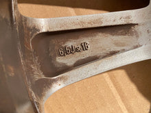 Laden Sie das Bild in den Galerie-Viewer, 1x Alufelge 16 Zoll 6.5&quot; 5x114.3 50ET 52910-A6370 Hyundai Elantra Rim Wheel