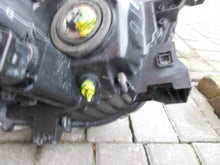 Laden Sie das Bild in den Galerie-Viewer, Frontscheinwerfer Mitsubishi Pajero Sport 8301A877 Links Scheinwerfer Headlight