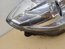 Laden Sie das Bild in den Galerie-Viewer, Frontscheinwerfer Skoda Fabia II Rechts Scheinwerfer Headlight