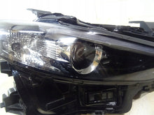 Load image into Gallery viewer, Frontscheinwerfer Mazda Bp Full LED Rechts Scheinwerfer Headlight
