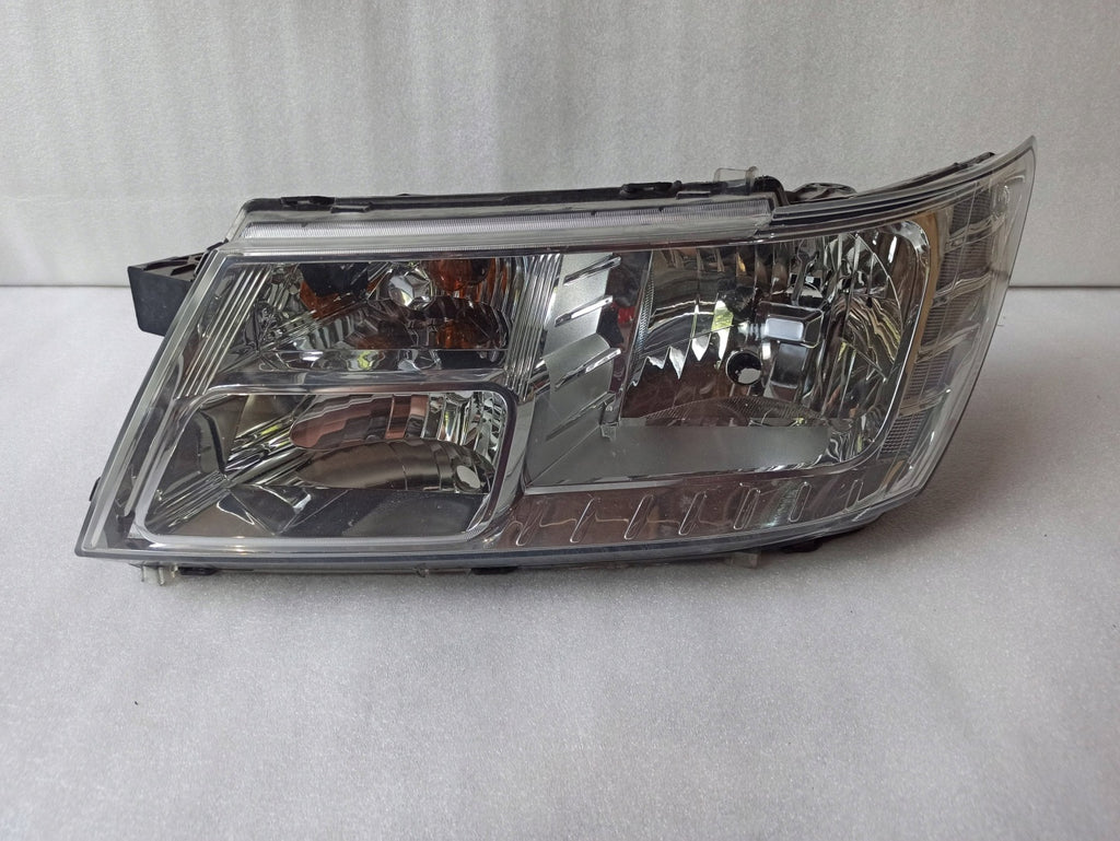 Frontscheinwerfer Fiat Freemont Links Scheinwerfer Headlight SCH3186199677lv