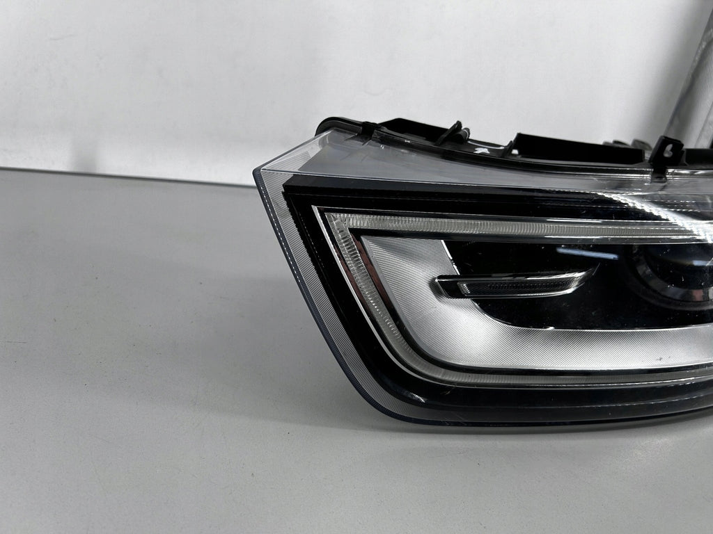 Frontscheinwerfer Audi Q3 8U0941005 Xenon Ein Stück (Rechts oder Links) SCH6179790425ij