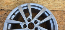 Laden Sie das Bild in den Galerie-Viewer, 1x Alufelge 17 Zoll 7.5" 5x112 51ET 3V0601025CS Audi A3 Rim Wheel FEL7022327048ul