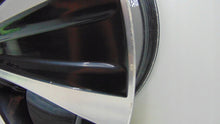 Laden Sie das Bild in den Galerie-Viewer, 1x Alufelge 18 Zoll 8.0" 5x112 43ET Glanz Schwarz A2134013700 Mercedes-Benz W213 FEL5899065465ut