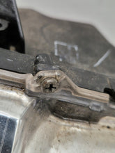 Load image into Gallery viewer, Frontscheinwerfer Peugeot 4007 Xenon Ein Stück (Rechts oder Links) Headlight SCH7898986200ph