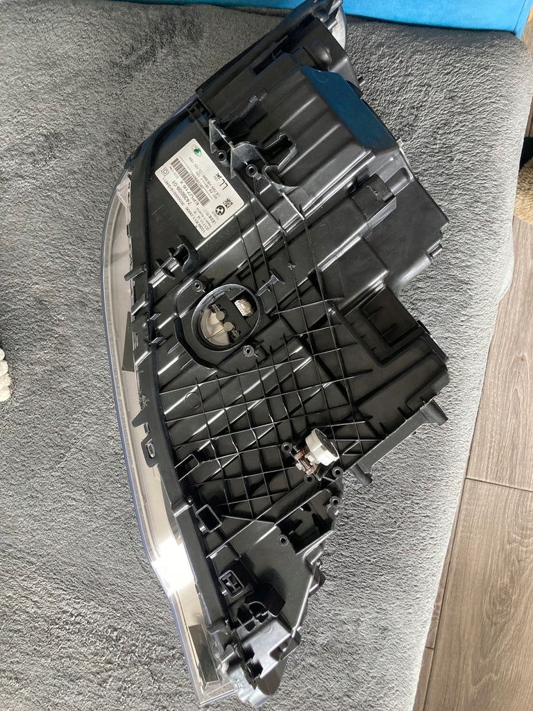 Frontscheinwerfer BMW 5 G31 G30 7439210 7439209 LED Rechts oder Links