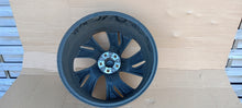 Laden Sie das Bild in den Galerie-Viewer, 1x Alufelge 20 Zoll 8.0&quot; 5x108 40ET M9CM-1007-AA Jaguar E-Pace Rim Wheel