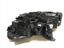 Laden Sie das Bild in den Galerie-Viewer, Frontscheinwerfer BMW 2 Active Tourer U06 5A42244-04 Rechts oder Links