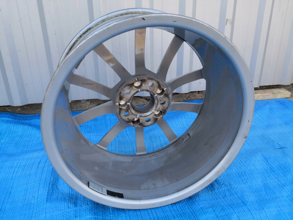 1x Alufelge 17 Zoll 7.5" 5x112 36ET Glanz Silber 4K0601025 Audi A6 C8 B9 FEL5563141843kr