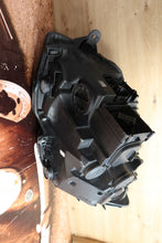 Load image into Gallery viewer, Frontscheinwerfer VW Multivan 7E1941036 90079563 Full LED Rechts Headlight SCH8187016348cx