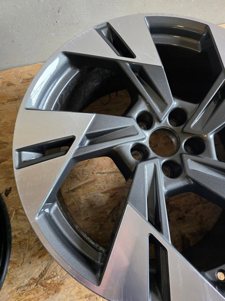 1x Alufelge 20 Zoll 9.0" 5x112 38ET Glanz Silber 4KE601025AA Audi E-Tron FEL9627665612lt