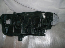 Laden Sie das Bild in den Galerie-Viewer, Frontscheinwerfer Mercedes-Benz W247 X247 A2479066401 A2479066301 Ein Satz SCH5572126026jg