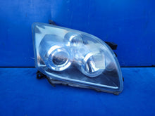Laden Sie das Bild in den Galerie-Viewer, Frontscheinwerfer Toyota Avensis 980444-35 Xenon Rechts Scheinwerfer Headlight SCH2026608150po