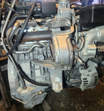 Laden Sie das Bild in den Galerie-Viewer, Motor Mercedes-Benz W204 W212 271860 1.8 CGI 60TKm Benzin Engine Unkomplett MOT8402831268vg
