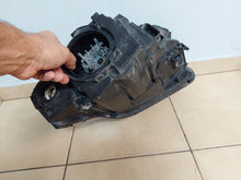 Load image into Gallery viewer, Frontscheinwerfer Audi A4 8E0941003 Xenon Ein Stück (Rechts oder Links) SCH5742175317az