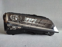 Laden Sie das Bild in den Galerie-Viewer, Frontscheinwerfer Skoda Superb III 3V1941016D Full LED Rechts Headlight