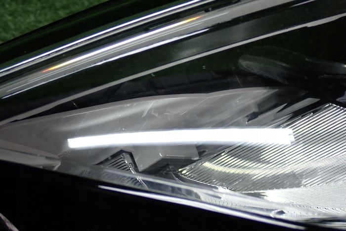 Frontscheinwerfer VW Golf VIII 90150891 Rechts Scheinwerfer Headlight SCH2681120302me