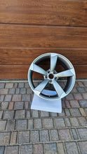Laden Sie das Bild in den Galerie-Viewer, 1x Alufelge 19 Zoll 5x112 8J0601025BR Audi Tt Rim Wheel FEL4390642141ov