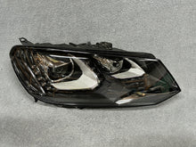 Load image into Gallery viewer, Frontscheinwerfer VW Touareg 7P1941034 Xenon Rechts Scheinwerfer Headlight