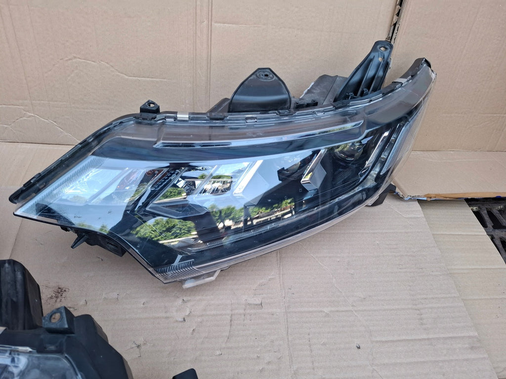 Frontscheinwerfer Mitsubishi Outlander III Full LED Rechts oder Links