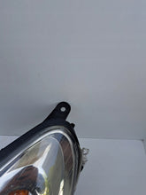 Laden Sie das Bild in den Galerie-Viewer, Frontscheinwerfer Opel Corsa 13186381 Ein Stück (Rechts oder Links) Headlight SCH8527237849iy