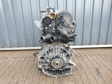 Load image into Gallery viewer, Motor VW Golf III VII CJZ 1.2 TSI 115TKm 2016 Benzin Engine Unkomplett