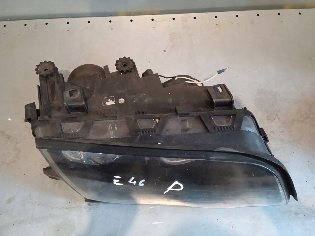 Frontscheinwerfer BMW E46 Xenon Ein Stück (Rechts oder Links) Headlight