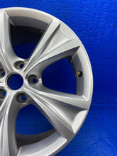 Load image into Gallery viewer, 1x Alufelge 17 Zoll 7.5" 5x112 46ET Glanz Silber 5FA601025C Seat Leon Rim Wheel FEL5993632812yr