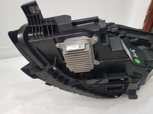 Laden Sie das Bild in den Galerie-Viewer, Frontscheinwerfer Tesla Model Y 151495300C Rechts Scheinwerfer Headlight