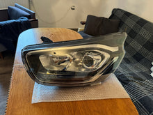 Laden Sie das Bild in den Galerie-Viewer, Frontscheinwerfer Ford Transit Custom JK21-13W030-DJ Links Headlight