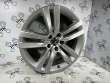 Load image into Gallery viewer, 1x Alufelge 18 Zoll 8.0&quot; 5x112 41ET 3C8601025P VW Passat B7 Rim Wheel