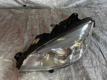 Load image into Gallery viewer, Frontscheinwerfer Mercedes-Benz W204 Xenon Links Scheinwerfer Headlight