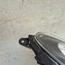 Laden Sie das Bild in den Galerie-Viewer, Frontscheinwerfer Opel Corsa D 13446801 Links Scheinwerfer Headlight SCH7445628801ff