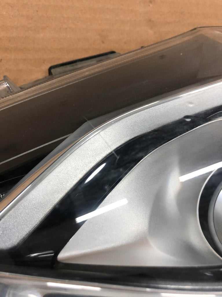 Frontscheinwerfer Toyota Yaris Rechts Scheinwerfer Headlight SCH1272653440kp